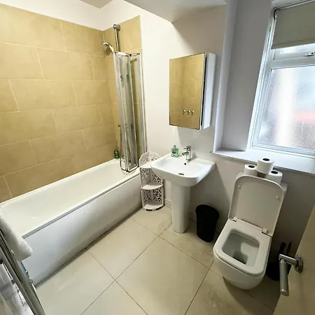 Cricklewood Apartment London Exterior photo
